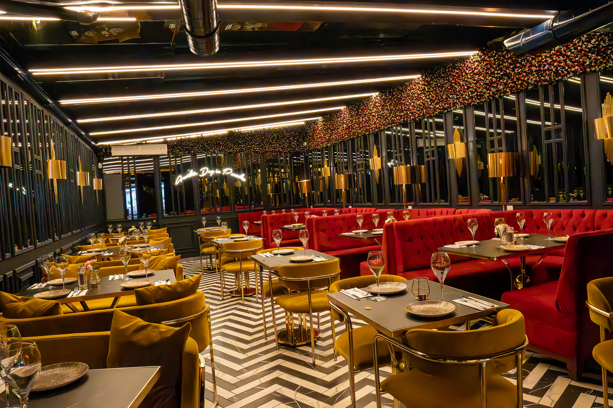 red-room1