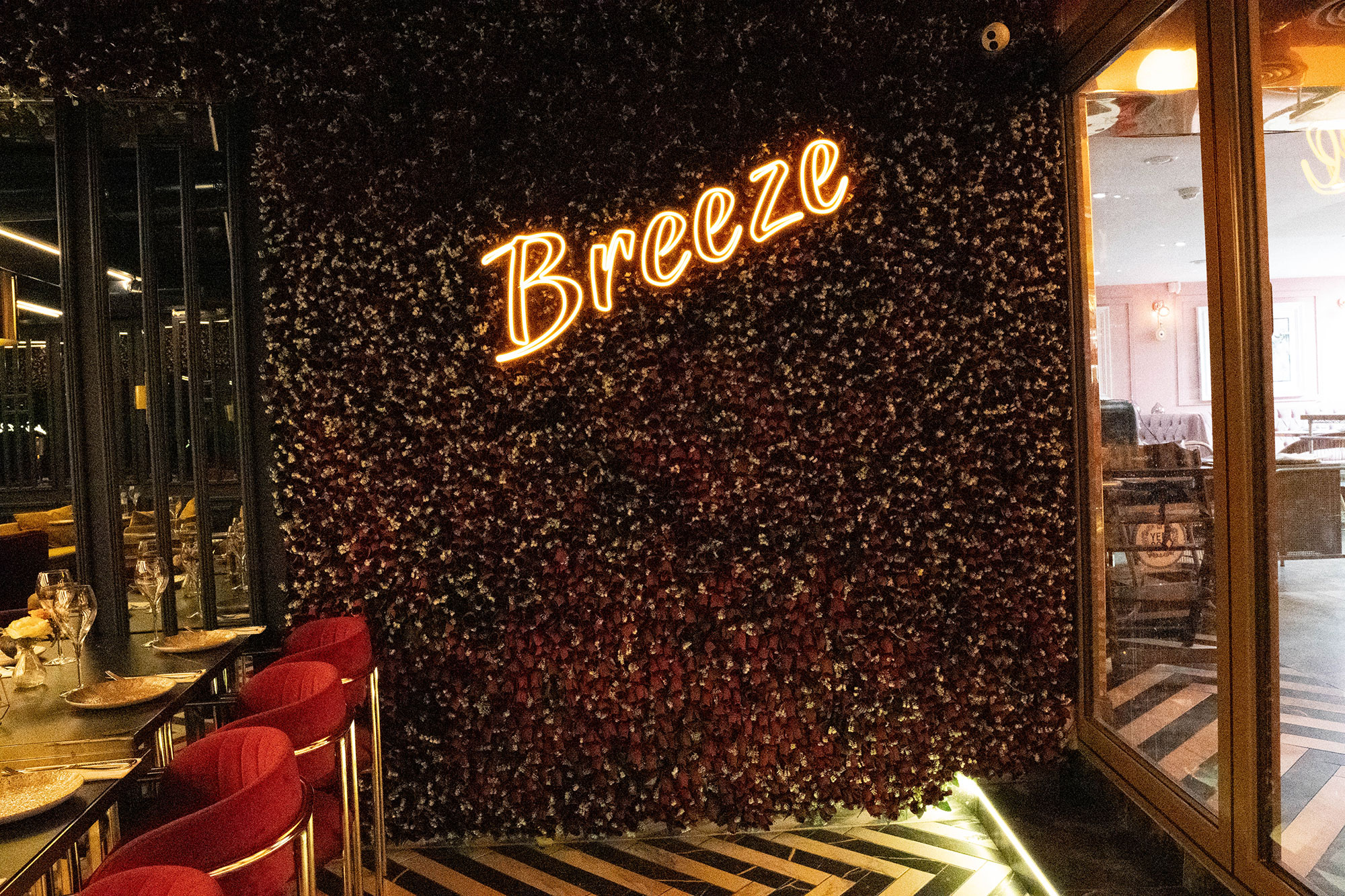 red-room7